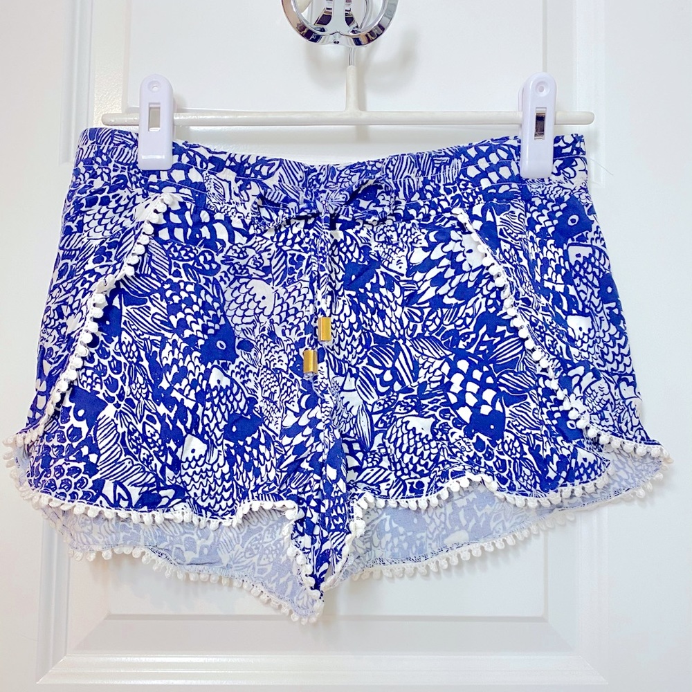 Lilly Pulitzer Pom Pom Beach Shorts - small
